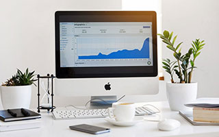 开云官方-勇士快攻打出节奏击败灰熊，勇士打法