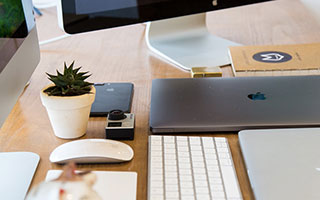 开云官方-勇士快攻打出节奏击败灰熊，勇士打法