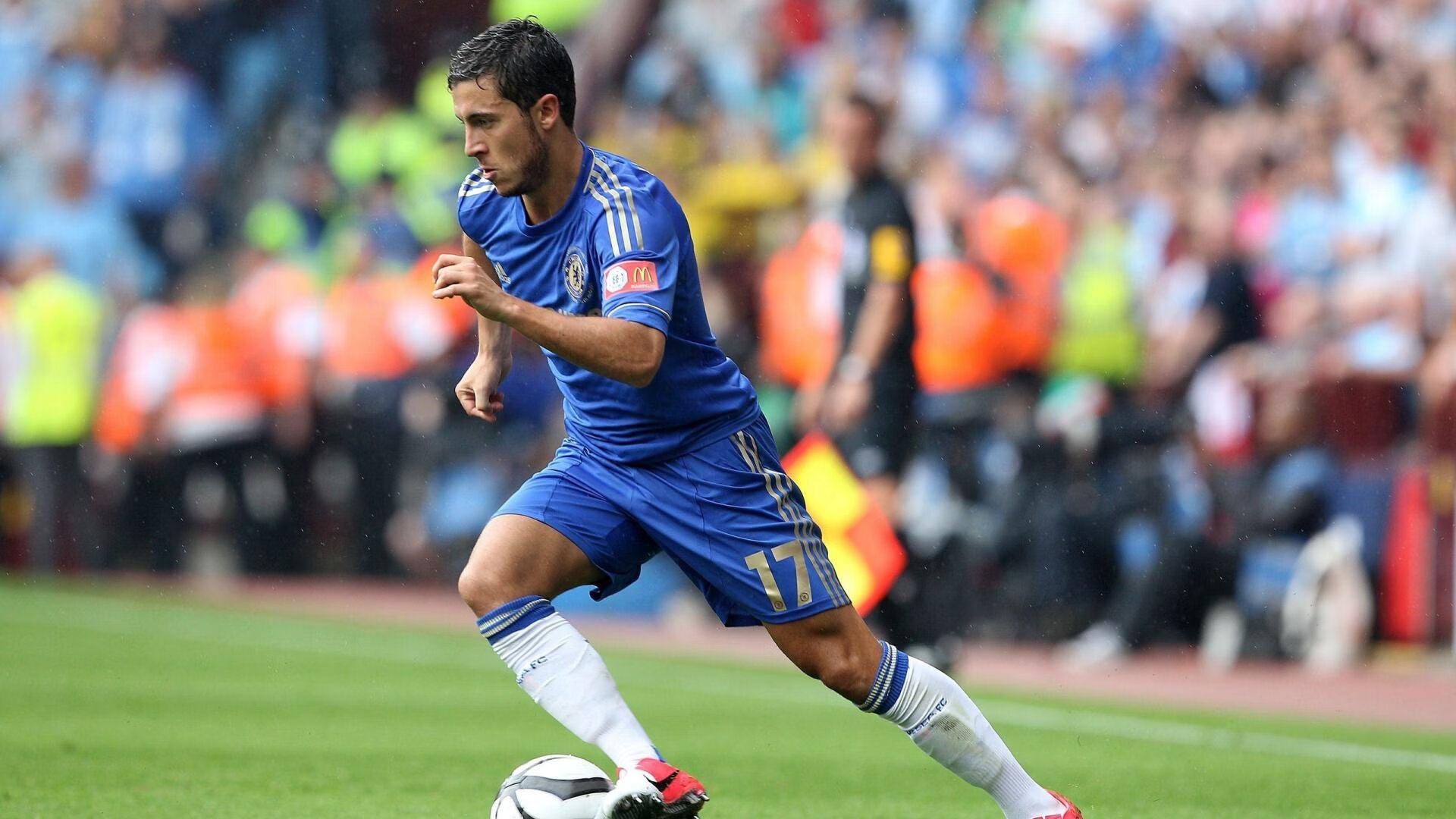 kaiyun体育综合-弗朗索瓦·斯图尔特：为南非队保驾护航，成为中场绝对核心，弗朗索瓦德尔萨特